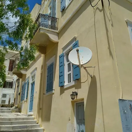 Hermes Penthouse Ermoúpolis Exterior photo