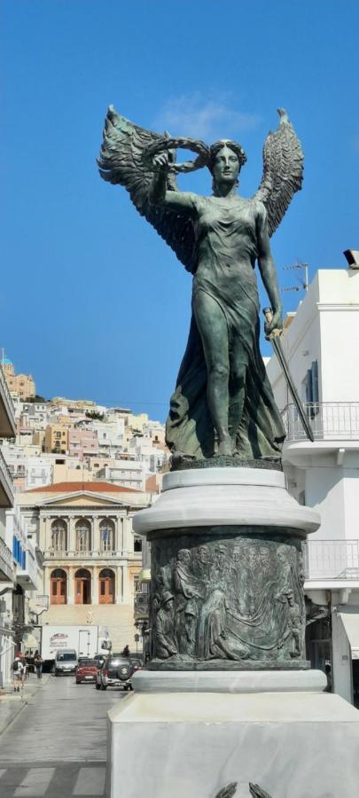 Hermes Penthouse Ermoupoli
